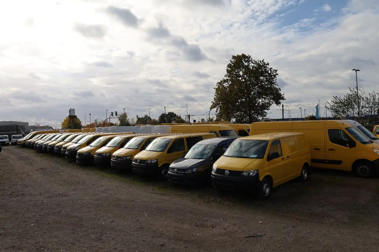 Volkswagen T5 Transporter/ 2.0 TDI/EU5/1.Hand - Xe van chở hàng: hình 1 Volkswagen T5 Transporter/ 2.0 TDI/EU5/1.Hand - Xe van chở hàng: hình 1