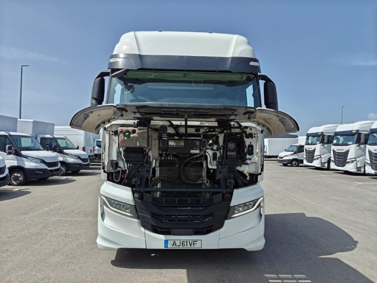 IVECO Stralis AS440S46T/P2LNG Euro6 Intarder Klima - Xe đầu kéo: hình 2 IVECO Stralis AS440S46T/P2LNG Euro6 Intarder Klima - Xe đầu kéo: hình 2