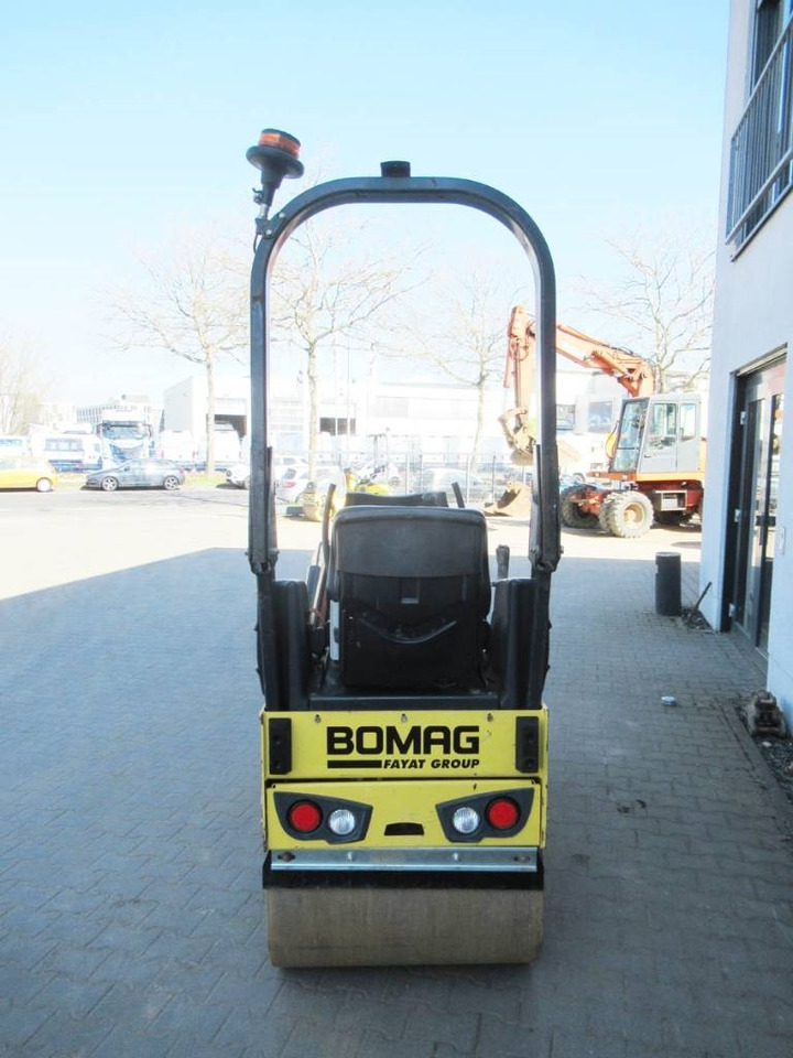 Bomag BW 80 AD-5 - Máy lăn đường: hình 4 Bomag BW 80 AD-5 - Máy lăn đường: hình 4