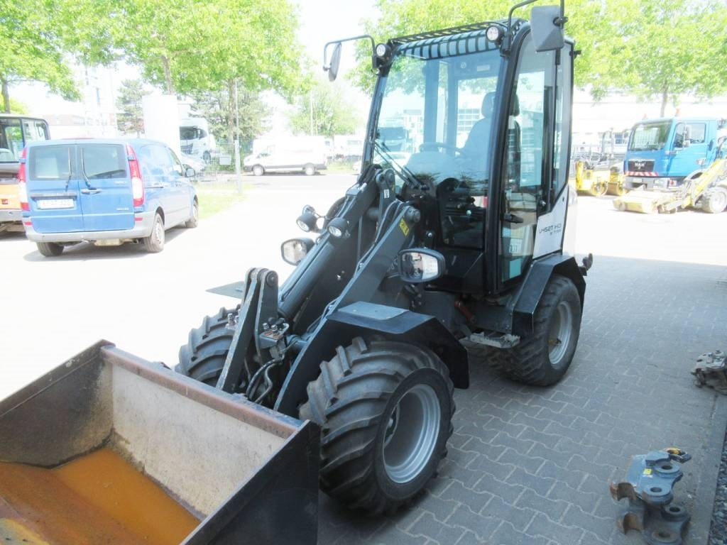 GiANT V452T X-Tra HD Vollausstattung - Máy xúc lật bánh lốp: hình 5 GiANT V452T X-Tra HD Vollausstattung - Máy xúc lật bánh lốp: hình 5