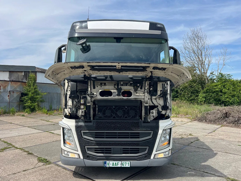 Volvo FH 500 2018 model***Park Cool***FH500 GLOBE - Xe đầu kéo: hình 3 Volvo FH 500 2018 model***Park Cool***FH500 GLOBE - Xe đầu kéo: hình 3