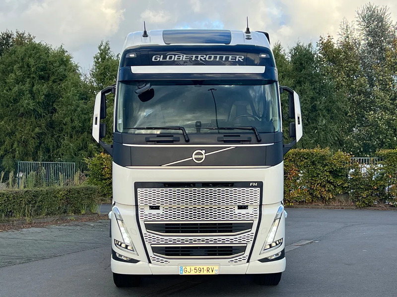Volvo FH 500 XL CAB**FH 500 TURBO COMPOUND*Model 2023 - Xe đầu kéo: hình 2 Volvo FH 500 XL CAB**FH 500 TURBO COMPOUND*Model 2023 - Xe đầu kéo: hình 2