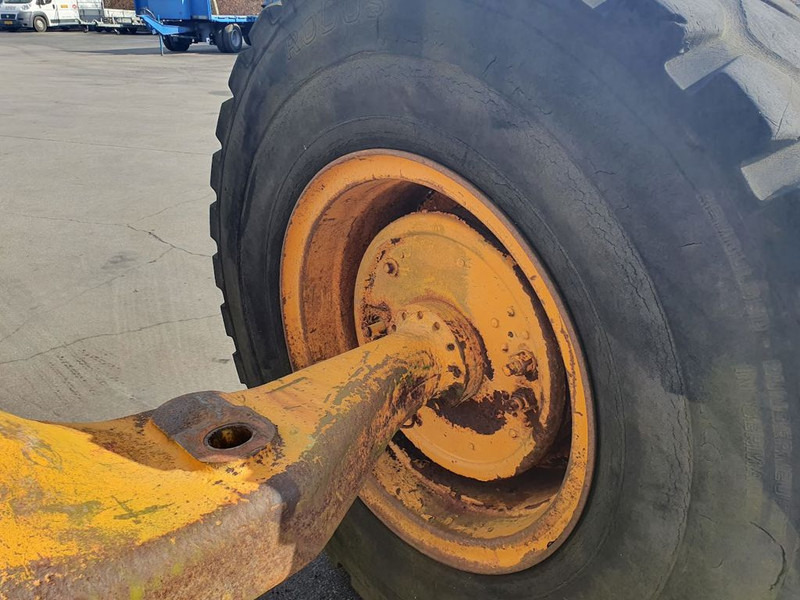 Vissers Mechanisatie As met banden - Trục và các bộ phận cho Xe tải: hình 4 Vissers Mechanisatie As met banden - Trục và các bộ phận cho Xe tải: hình 4