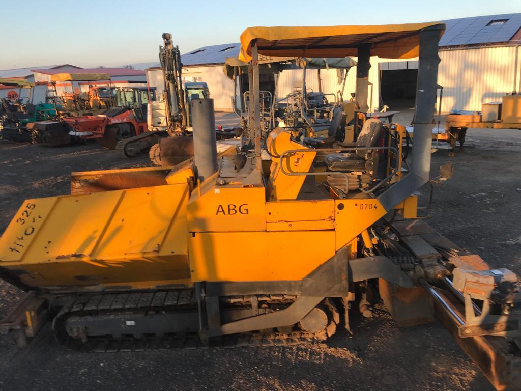 ABG TITAN 325 and runs and runs - Máy lát nhựa đường: hình 3 ABG TITAN 325 and runs and runs - Máy lát nhựa đường: hình 3