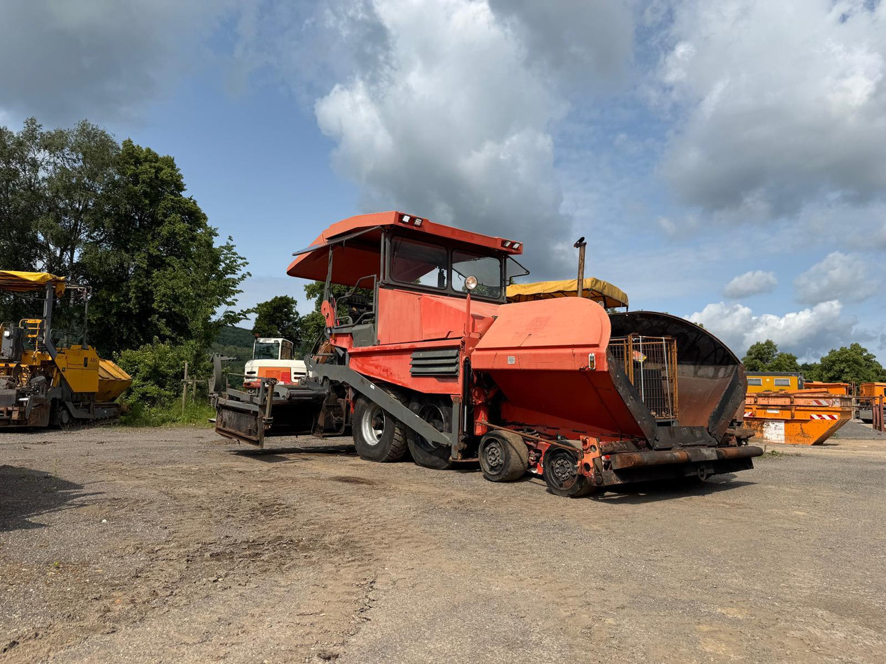 Demag-Dynapac DF135P powerfull 4-axle-paver - Máy lát nhựa đường: hình 2 Demag-Dynapac DF135P powerfull 4-axle-paver - Máy lát nhựa đường: hình 2