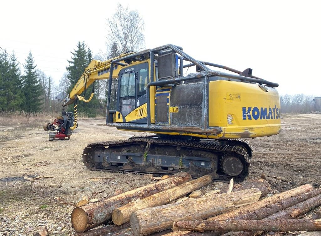 Komatsu PC 210 LC-10 - Máy thu hoạch rừng: hình 5 Komatsu PC 210 LC-10 - Máy thu hoạch rừng: hình 5