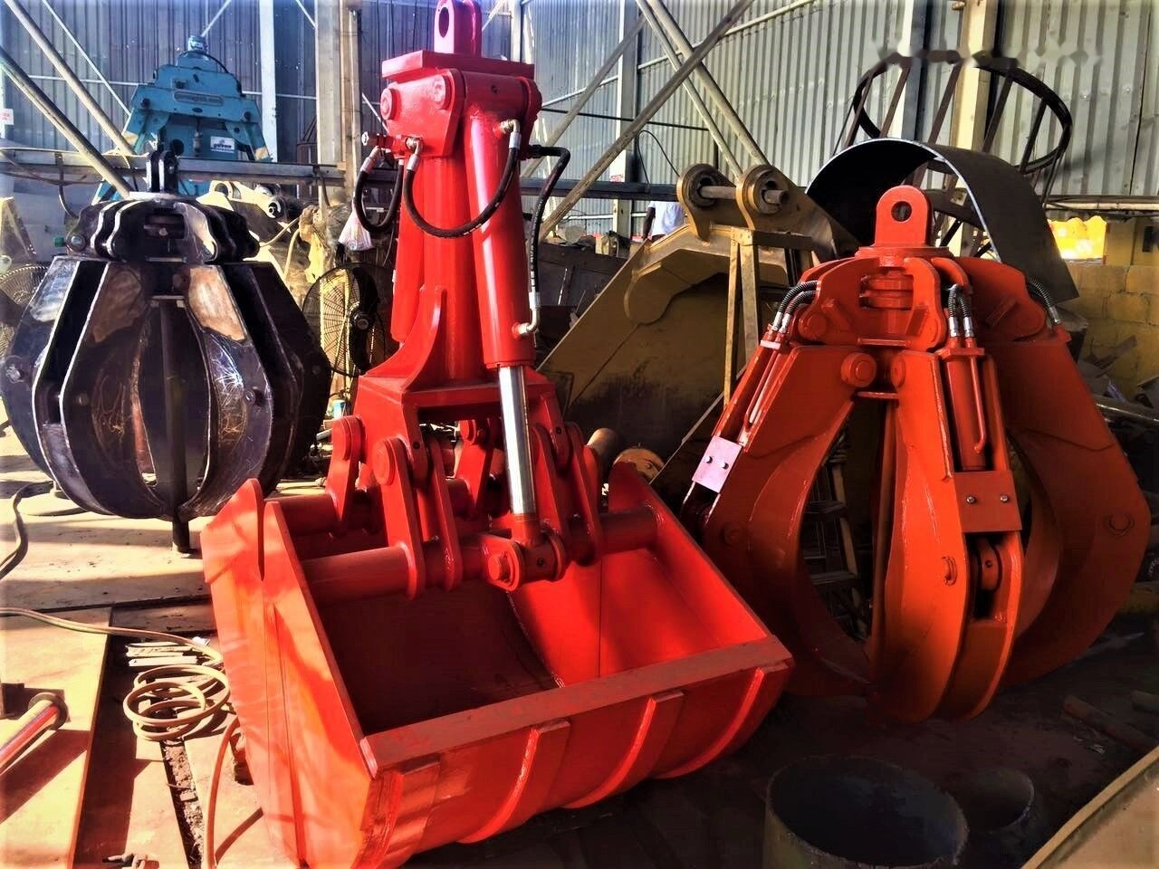 AME Hydraulic Clamshell (1.5 CBM) Suitable for 18-30 Ton Excavator - Xô vỏ sò cho Máy xúc: hình 3 AME Hydraulic Clamshell (1.5 CBM) Suitable for 18-30 Ton Excavator - Xô vỏ sò cho Máy xúc: hình 3