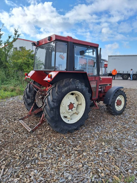 IHC 833 Allrad Kabine - Máy cày: hình 4 IHC 833 Allrad Kabine - Máy cày: hình 4