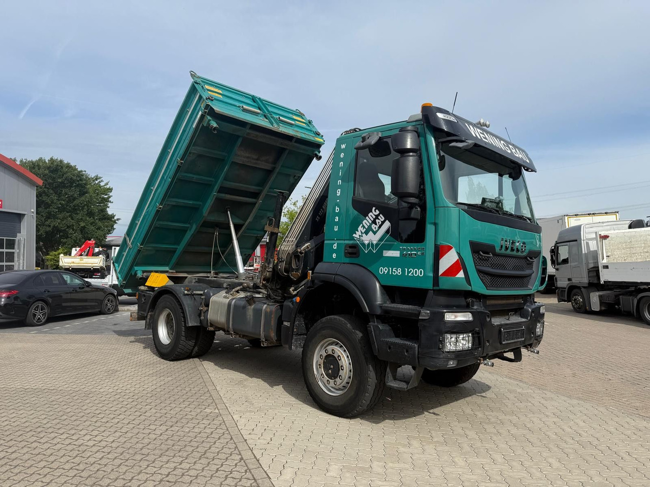 Iveco AD190 T/W Trakker 410 4x4 Allrad Kran KipperHIAB - Xe ben, Xe cẩu tự hành: hình 2 Iveco AD190 T/W Trakker 410 4x4 Allrad Kran KipperHIAB - Xe ben, Xe cẩu tự hành: hình 2