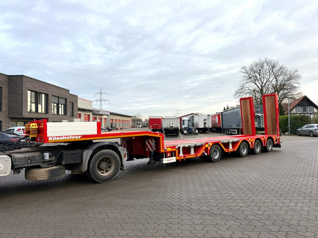 Kässbohrer K.SLA R 4 / 2N 18/40 Tieflader Radmulden tele - Sơ mi rơ moóc thùng thấp: hình 3 Kässbohrer K.SLA R 4 / 2N 18/40 Tieflader Radmulden tele - Sơ mi rơ moóc thùng thấp: hình 3