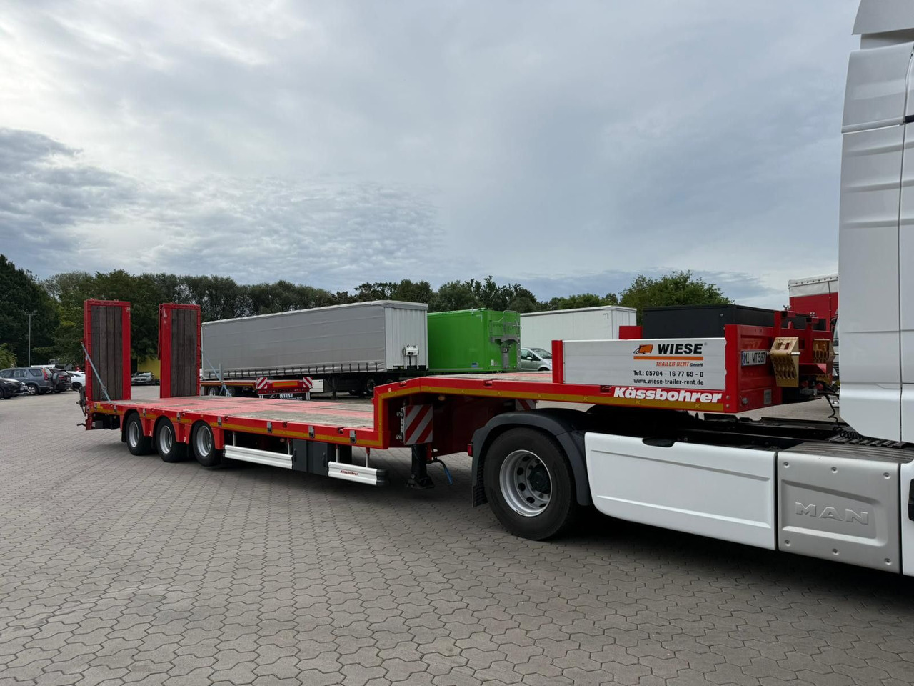 Kässbohrer K.SLS ECO Tieflader mit hydraulischen Rampen - Sơ mi rơ moóc thùng thấp: hình 3 Kässbohrer K.SLS ECO Tieflader mit hydraulischen Rampen - Sơ mi rơ moóc thùng thấp: hình 3
