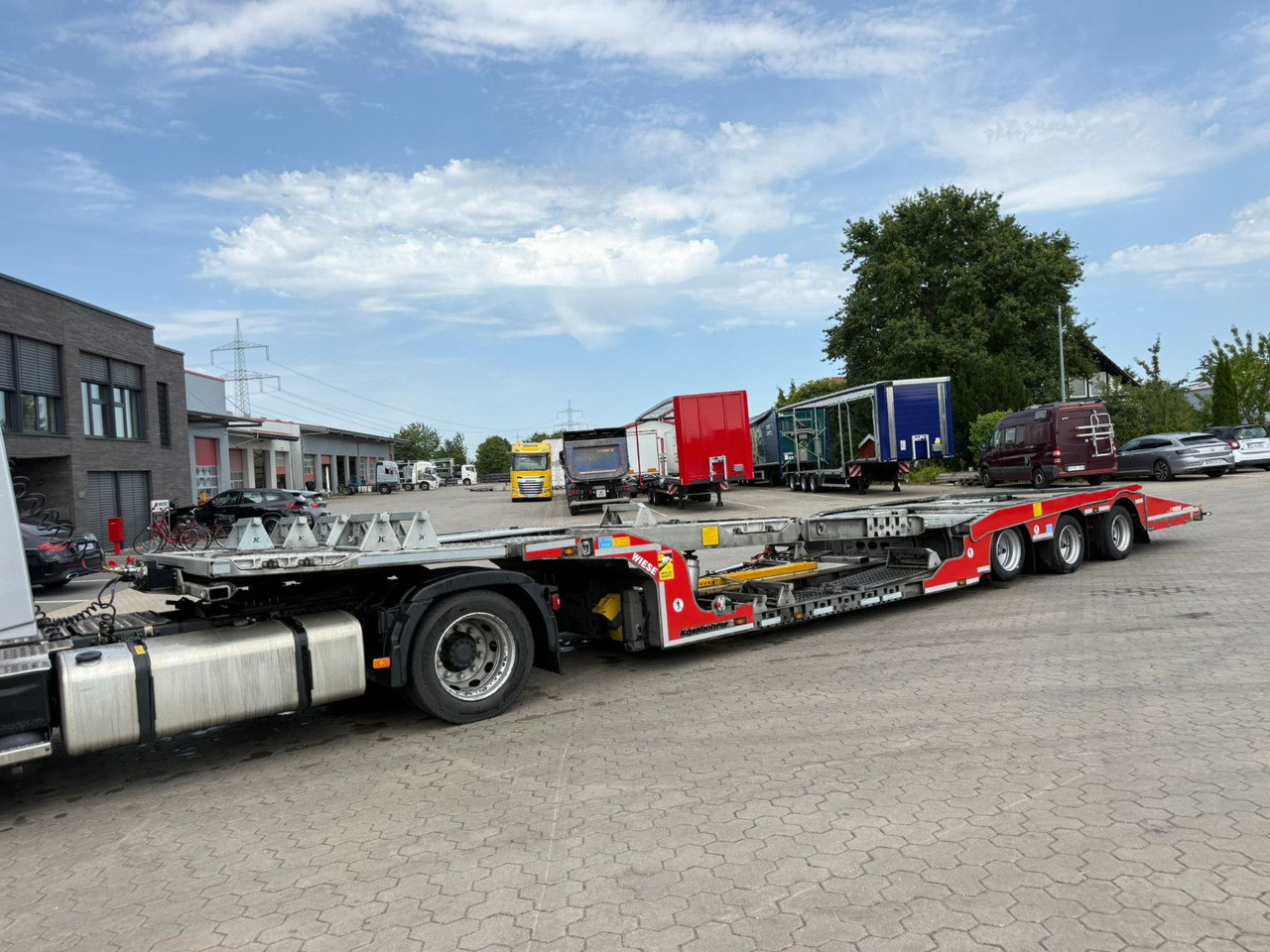 Kässbohrer K.SOK Truck/Car Transporter - Sơ mi rơ moóc tự động vận chuyển: hình 4 Kässbohrer K.SOK Truck/Car Transporter - Sơ mi rơ moóc tự động vận chuyển: hình 4