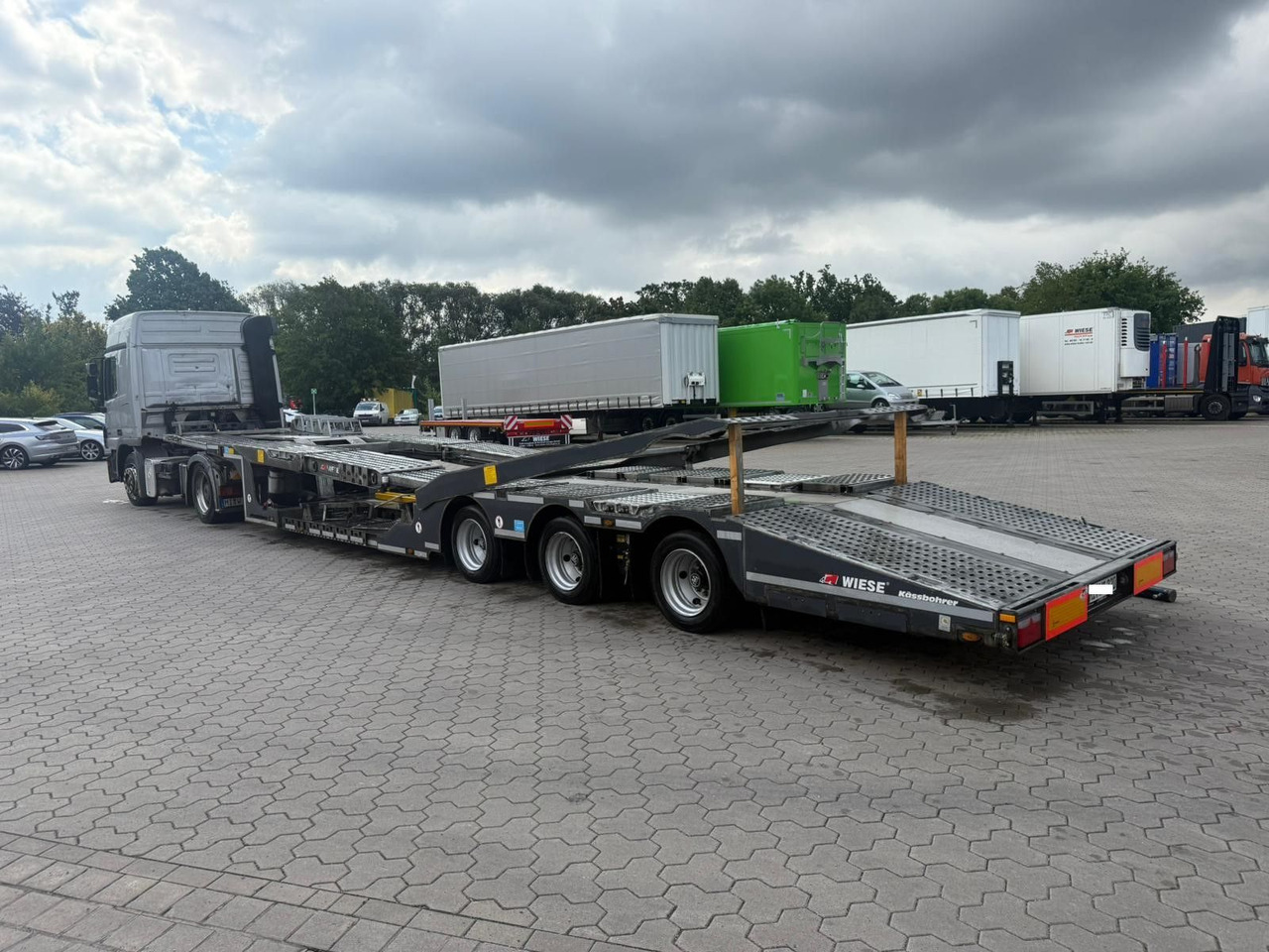 Kässbohrer K.SOK Truck/Car Transporter, Novagrau - Sơ mi rơ moóc tự động vận chuyển: hình 4 Kässbohrer K.SOK Truck/Car Transporter, Novagrau - Sơ mi rơ moóc tự động vận chuyển: hình 4