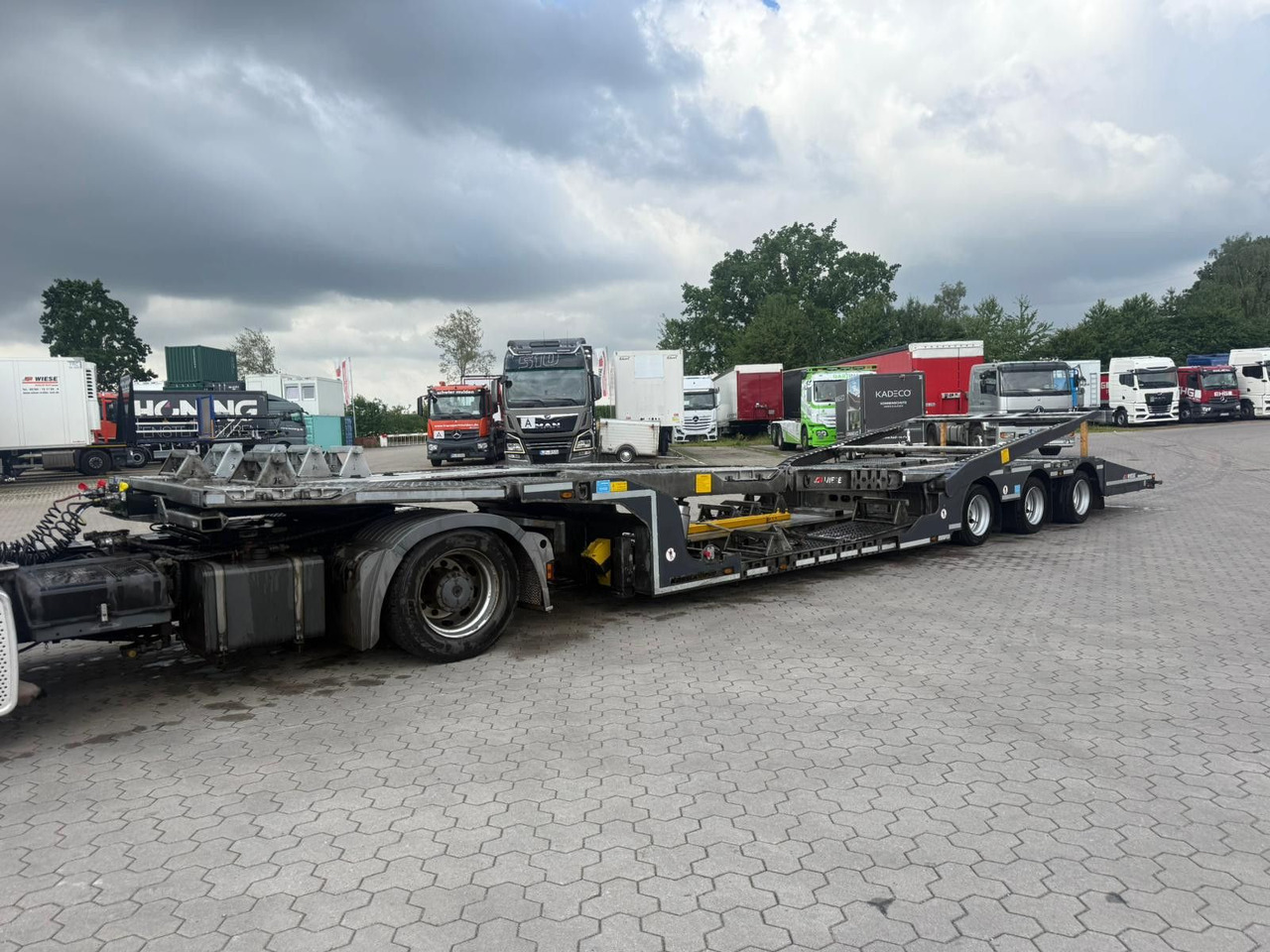Kässbohrer K.SOK Truck/Car Transporter, Novagrau - Sơ mi rơ moóc tự động vận chuyển: hình 2 Kässbohrer K.SOK Truck/Car Transporter, Novagrau - Sơ mi rơ moóc tự động vận chuyển: hình 2