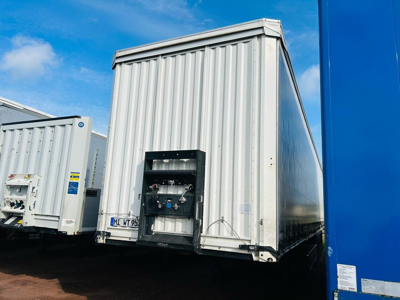 Kässbohrer Schiebeplanen Auflieger - Sơ mi rơ moóc mui bạt: hình 4 Kässbohrer Schiebeplanen Auflieger - Sơ mi rơ moóc mui bạt: hình 4