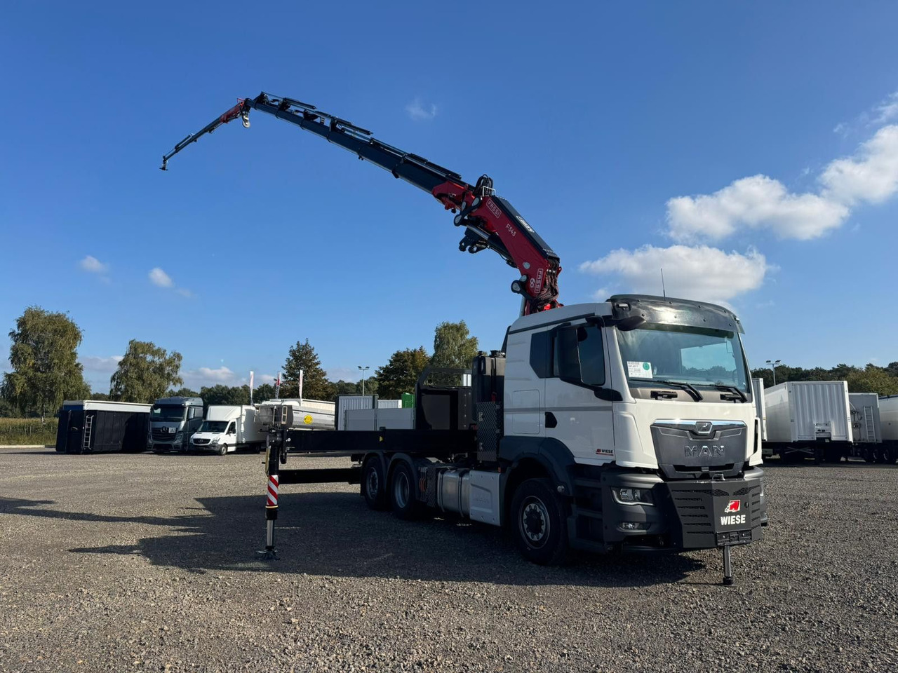 MAN 26.470 6x4-4 Hydrodrive Fassi Kran F545 Jib - Xe tải thùng lửng/ Phẳng, Xe cẩu tự hành: hình 3 MAN 26.470 6x4-4 Hydrodrive Fassi Kran F545 Jib - Xe tải thùng lửng/ Phẳng, Xe cẩu tự hành: hình 3