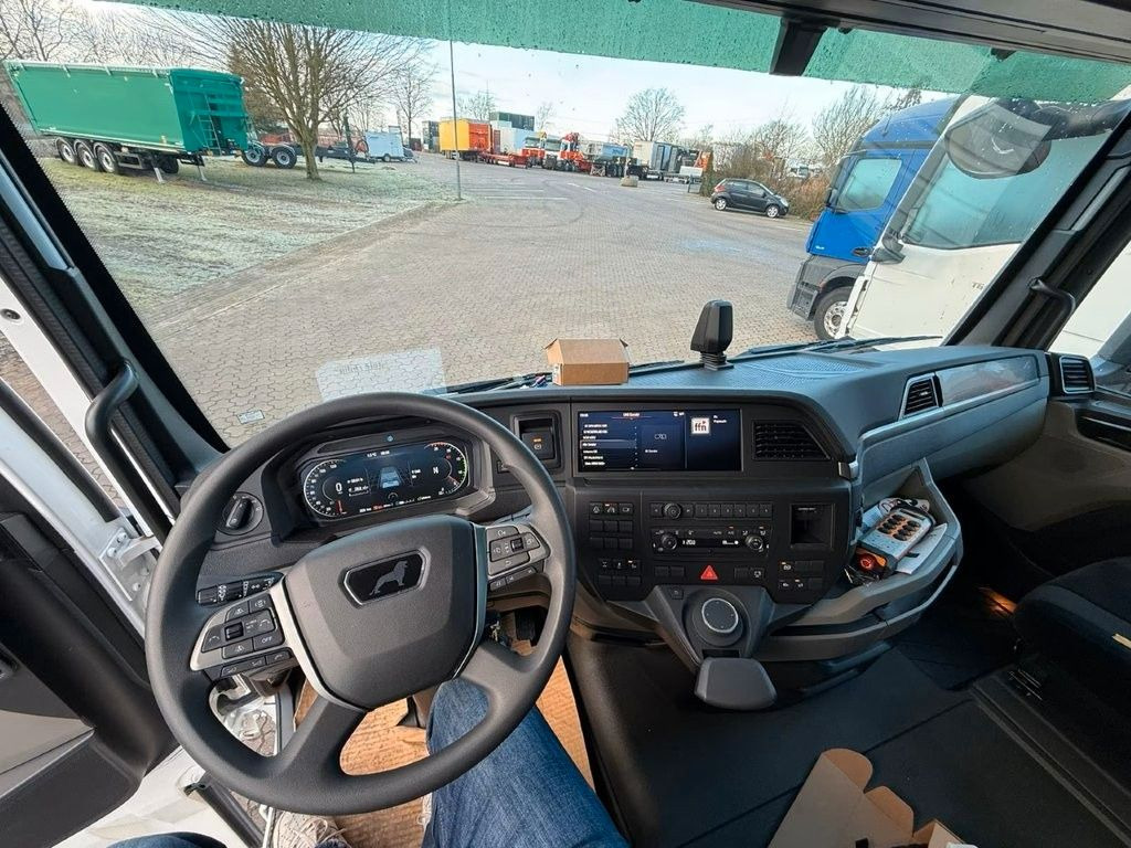 MAN Baumaschinen- Arbeitsbühnentransporter Rampen - Xe tải thùng lửng/ Phẳng: hình 3 MAN Baumaschinen- Arbeitsbühnentransporter Rampen - Xe tải thùng lửng/ Phẳng: hình 3