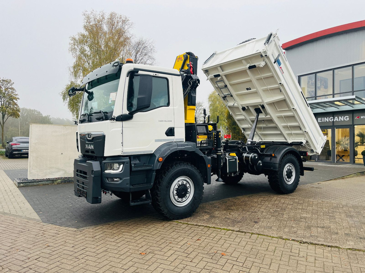 MAN TGM 18.320 4x4 BB Kipper Kran 131 Single Winter - Xe ben, Xe cẩu tự hành: hình 5 MAN TGM 18.320 4x4 BB Kipper Kran 131 Single Winter - Xe ben, Xe cẩu tự hành: hình 5