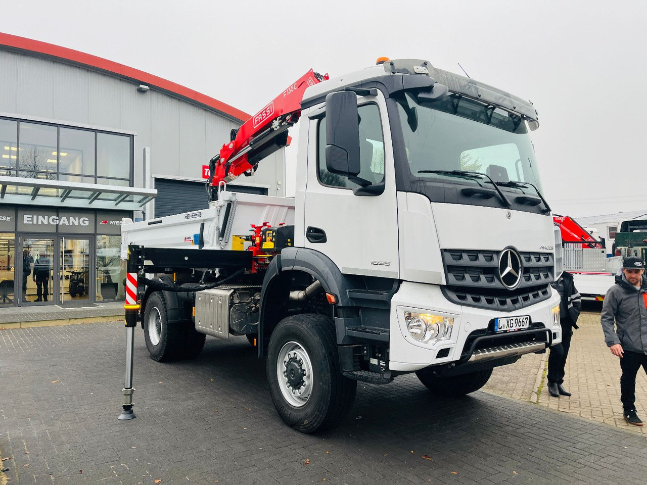 Mercedes-Benz Arocs 1835 4x4 Meiller Fassi F135 Kran Kipper - Xe ben, Xe cẩu tự hành: hình 1 Mercedes-Benz Arocs 1835 4x4 Meiller Fassi F135 Kran Kipper - Xe ben, Xe cẩu tự hành: hình 1