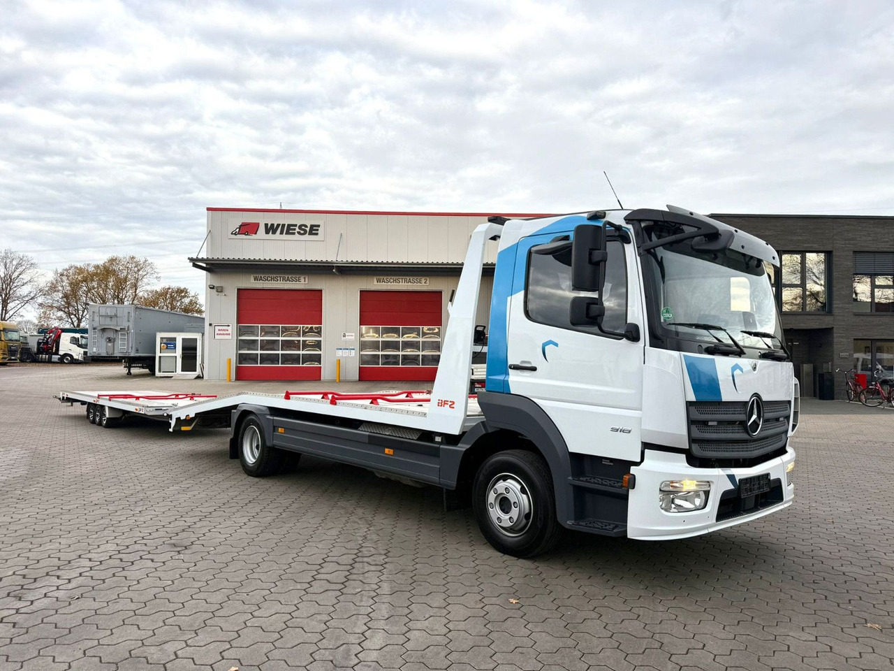 Mercedes-Benz Atego 918L Autotransporter mit BFZ Anhänger - Xe tải chuyên chở tự động: hình 1 Mercedes-Benz Atego 918L Autotransporter mit BFZ Anhänger - Xe tải chuyên chở tự động: hình 1