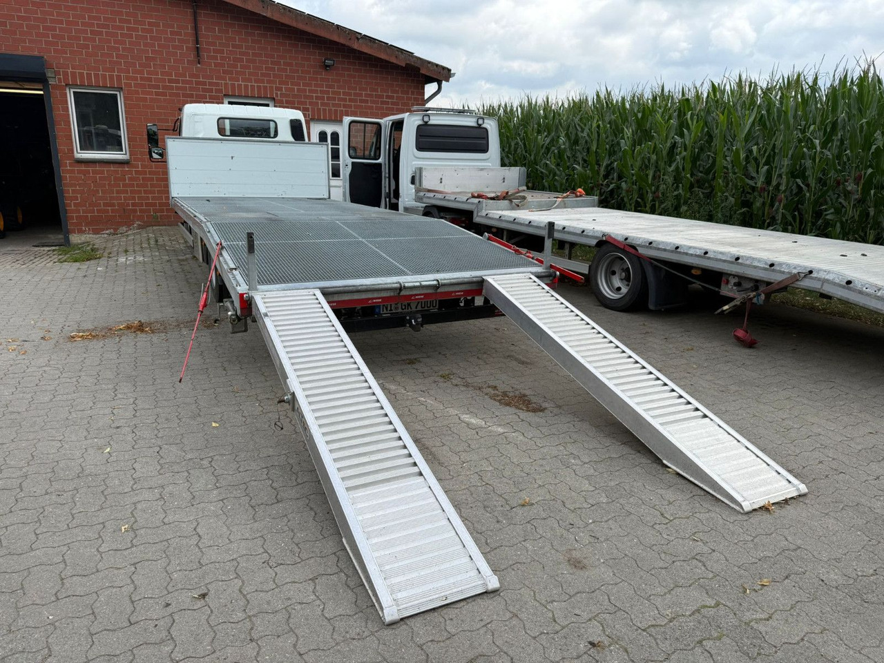 Mitsubishi Fuso Canter 7C18 Arbeitsbühnentransporter - Xe tải nhỏ phẳng: hình 3 Mitsubishi Fuso Canter 7C18 Arbeitsbühnentransporter - Xe tải nhỏ phẳng: hình 3