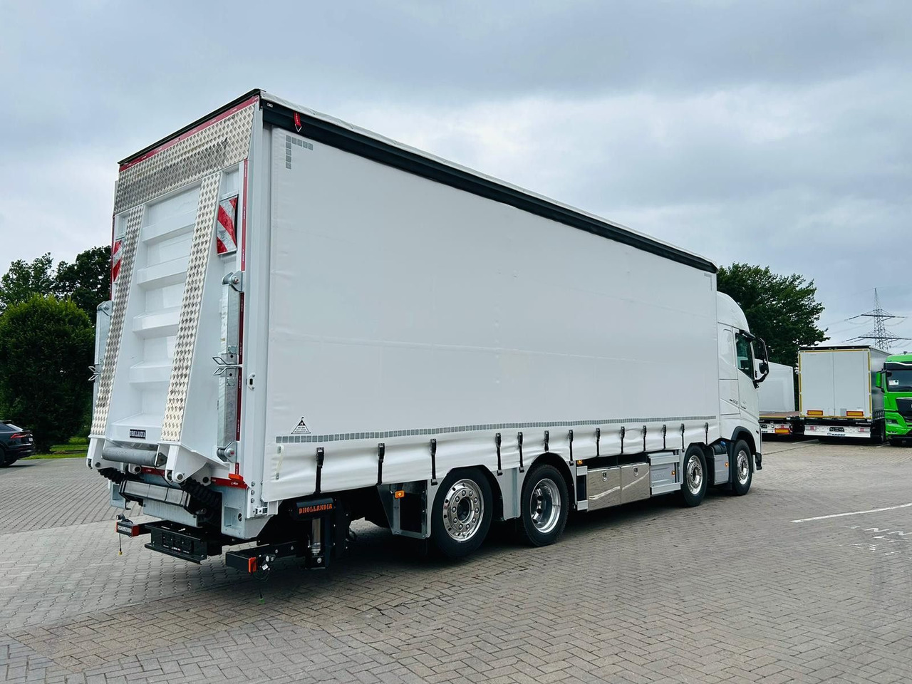 Xe tải kéo Volvo FH 500 8x2 Arbeitsbühnen Transporter LBW 9t: hình 6