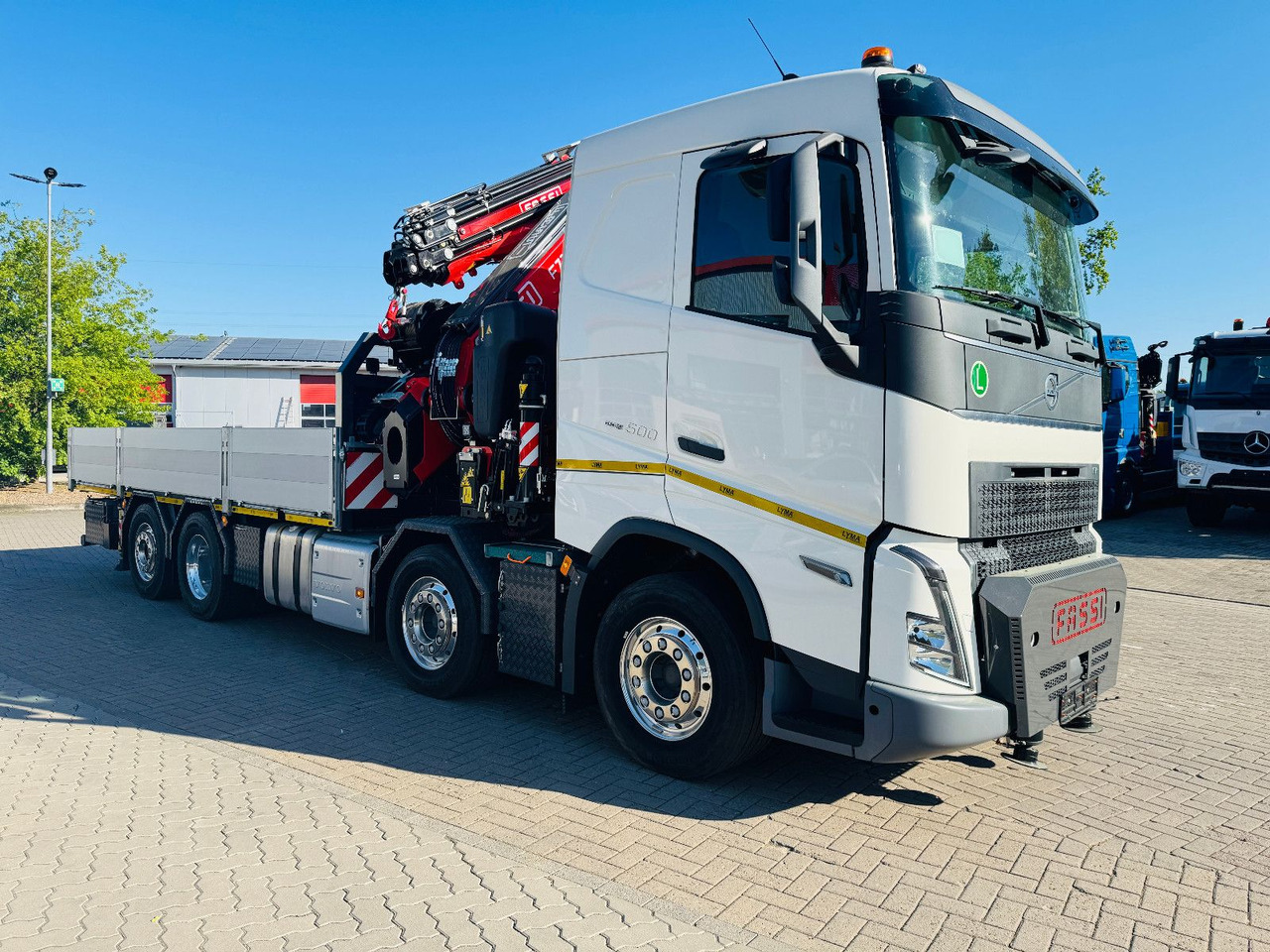Volvo FH 500 8x2 mit F710RA.2.27 L426 und V20 Winde - Xe tải thùng lửng/ Phẳng, Xe cẩu tự hành: hình 2 Volvo FH 500 8x2 mit F710RA.2.27 L426 und V20 Winde - Xe tải thùng lửng/ Phẳng, Xe cẩu tự hành: hình 2