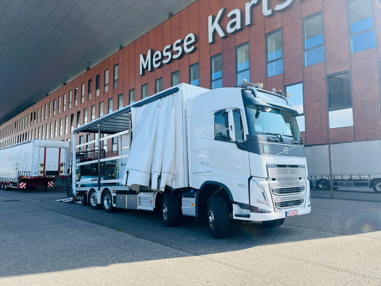 Volvo FH 500 Gabelstaplertransporter LBW 9t Dhollandia - Xe tải thùng mui bạt: hình 3 Volvo FH 500 Gabelstaplertransporter LBW 9t Dhollandia - Xe tải thùng mui bạt: hình 3