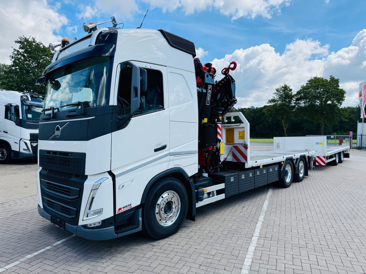 Volvo FH540 6x2 Containerpritsche mit F545RA.2.26 - Xe tải thùng lửng/ Phẳng, Xe cẩu tự hành: hình 2 Volvo FH540 6x2 Containerpritsche mit F545RA.2.26 - Xe tải thùng lửng/ Phẳng, Xe cẩu tự hành: hình 2