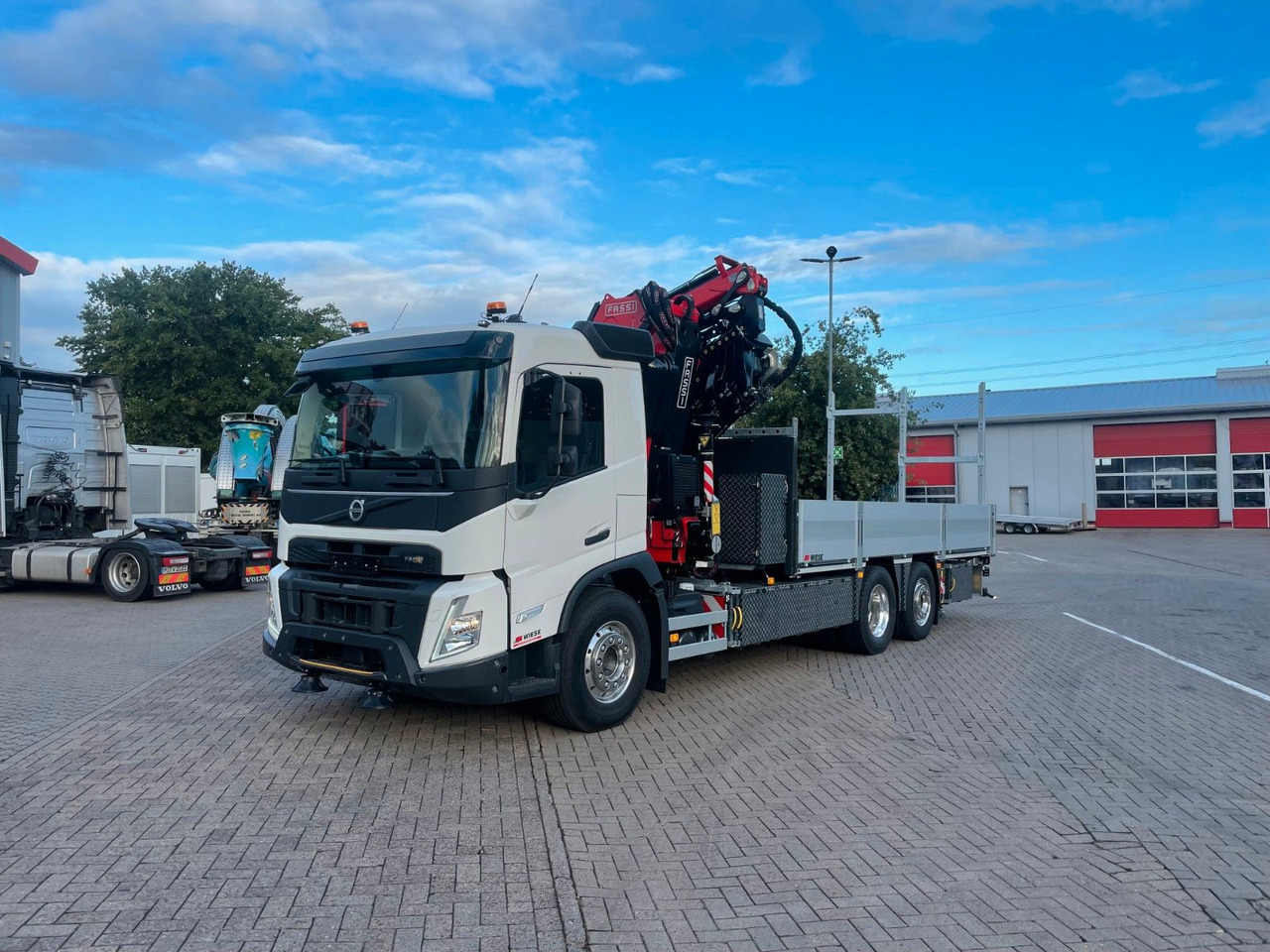 Volvo FMX 500 FASSI Ladekran F545 JIB & Winde Sofort - Xe tải thùng lửng/ Phẳng, Xe cẩu tự hành: hình 1 Volvo FMX 500 FASSI Ladekran F545 JIB & Winde Sofort - Xe tải thùng lửng/ Phẳng, Xe cẩu tự hành: hình 1