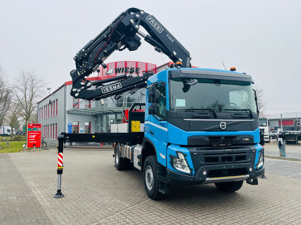 Volvo FMX 500 inkl. F345RB.2.24 & L324 +V20 & Korb - Xe tải thùng lửng/ Phẳng, Xe cẩu tự hành: hình 5 Volvo FMX 500 inkl. F345RB.2.24 & L324 +V20 & Korb - Xe tải thùng lửng/ Phẳng, Xe cẩu tự hành: hình 5