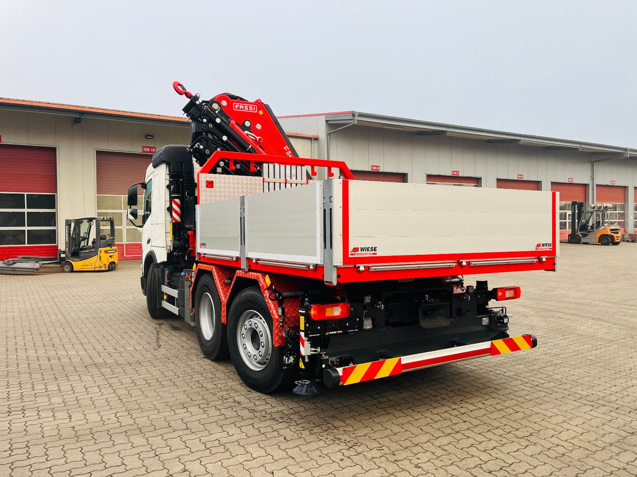 Volvo FMX 540 6x2 mit F545RA.2.28 - Xe tải thùng lửng/ Phẳng, Xe cẩu tự hành: hình 5 Volvo FMX 540 6x2 mit F545RA.2.28 - Xe tải thùng lửng/ Phẳng, Xe cẩu tự hành: hình 5