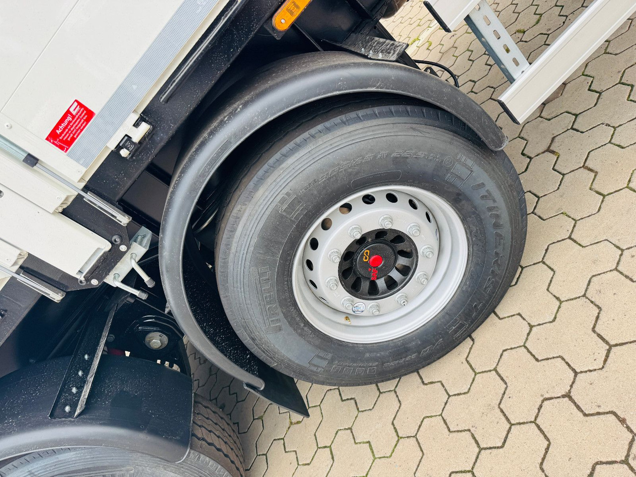 Wiese Baustoffauflieger - Heckkran Kran Fassi - Sơ mi rơ moóc thùng lửng/ Phẳng: hình 3 Wiese Baustoffauflieger - Heckkran Kran Fassi - Sơ mi rơ moóc thùng lửng/ Phẳng: hình 3