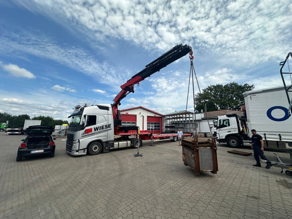 Wiese Stufensattel Tieflader mit Kran Fassi F545 - Sơ mi rơ moóc thùng lửng/ Phẳng: hình 2 Wiese Stufensattel Tieflader mit Kran Fassi F545 - Sơ mi rơ moóc thùng lửng/ Phẳng: hình 2