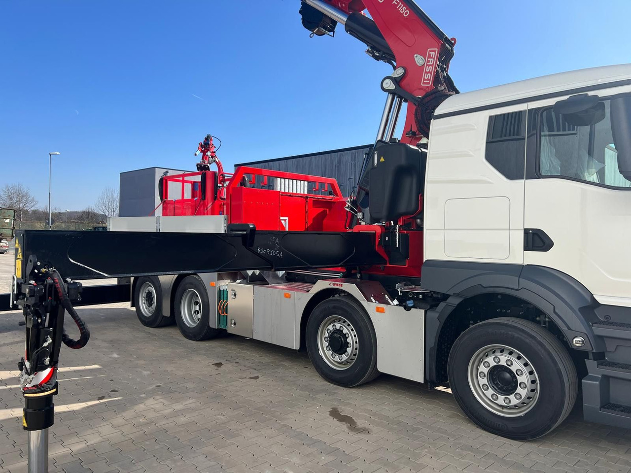 MAN 8x4 Hydro mit F1150 inkl Jib und Winde Korb - Xe đầu kéo: hình 3 MAN 8x4 Hydro mit F1150 inkl Jib und Winde Korb - Xe đầu kéo: hình 3