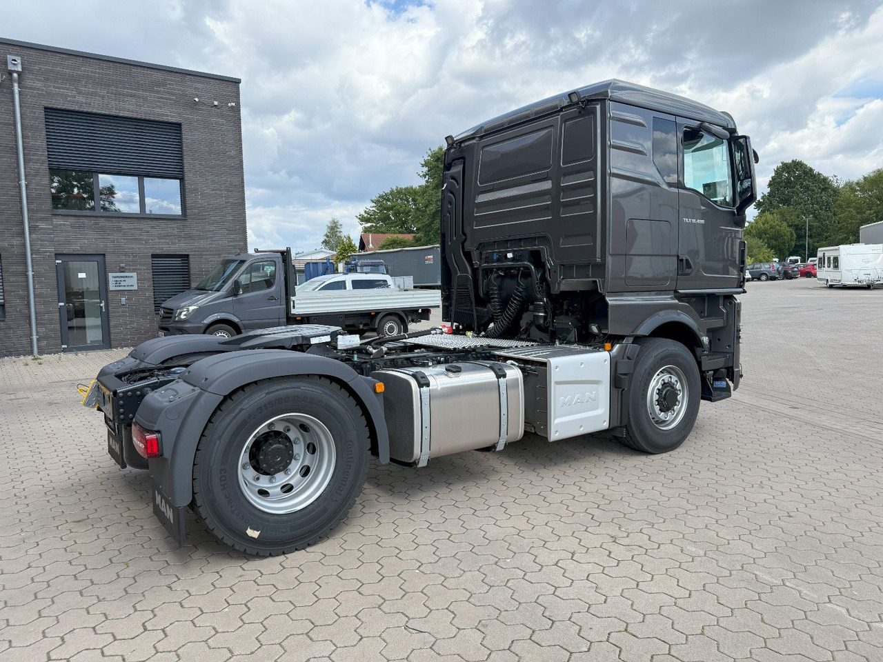 MAN TGX 18.480 4x2 HydroDrive Allrad mit Hydraulik - Xe đầu kéo: hình 3 MAN TGX 18.480 4x2 HydroDrive Allrad mit Hydraulik - Xe đầu kéo: hình 3