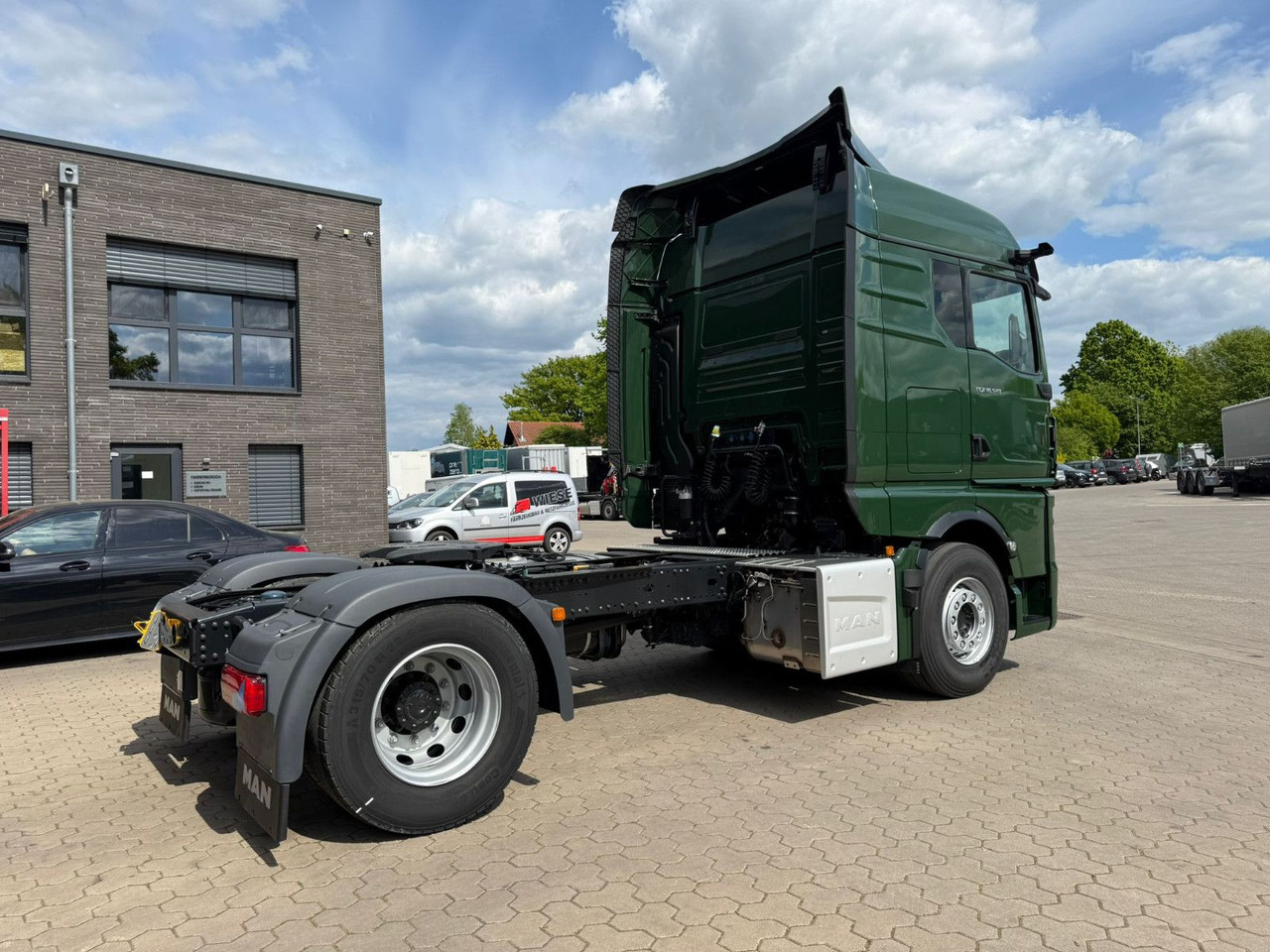 MAN TGX 18.520 - Mirror Cam - Xe đầu kéo: hình 4 MAN TGX 18.520 - Mirror Cam - Xe đầu kéo: hình 4
