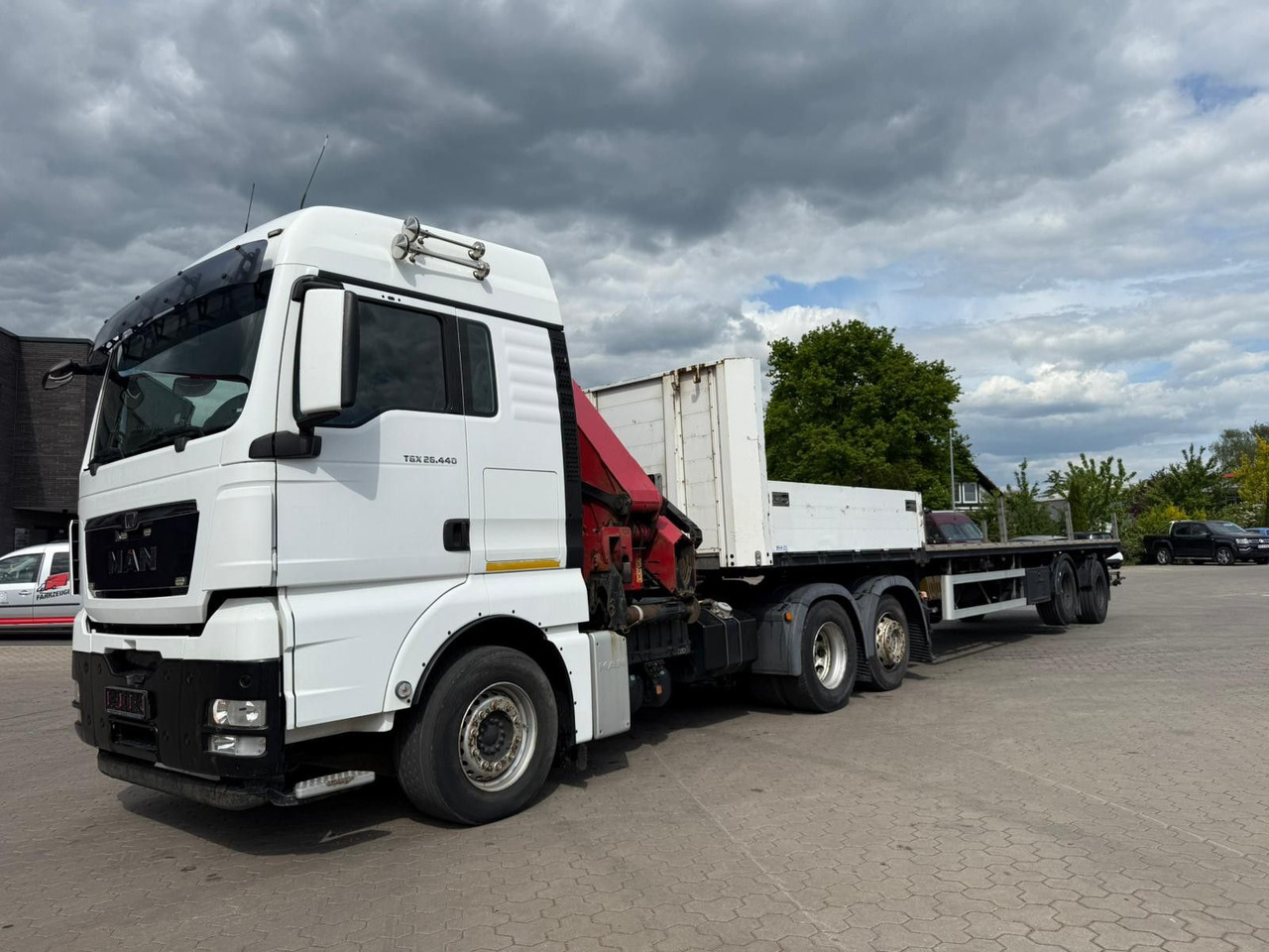 MAN TGX 26.440 6x2 mit HMF 3000-5 Kran - Xe đầu kéo: hình 2 MAN TGX 26.440 6x2 mit HMF 3000-5 Kran - Xe đầu kéo: hình 2