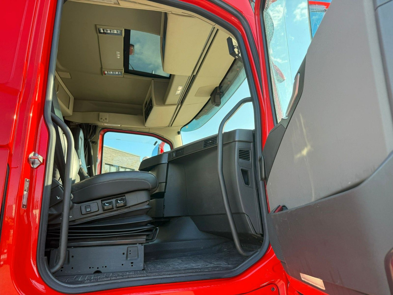 Volvo FH 540 4x2 BL mit Alu Felgen Top gepflegt - Xe đầu kéo: hình 5 Volvo FH 540 4x2 BL mit Alu Felgen Top gepflegt - Xe đầu kéo: hình 5