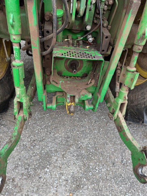JOHN DEERE 6150 M - Máy cày: hình 5 JOHN DEERE 6150 M - Máy cày: hình 5