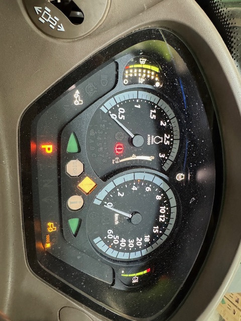 JOHN DEERE 6250R - Máy cày: hình 3 JOHN DEERE 6250R - Máy cày: hình 3