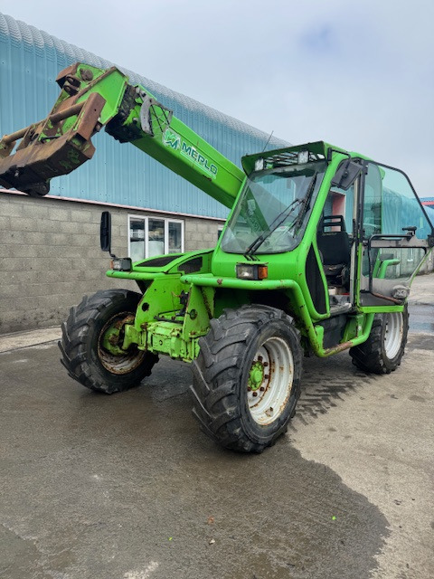 Merlo P40.7 - Xe nhấc hình viễn vọng kính: hình 1 Merlo P40.7 - Xe nhấc hình viễn vọng kính: hình 1