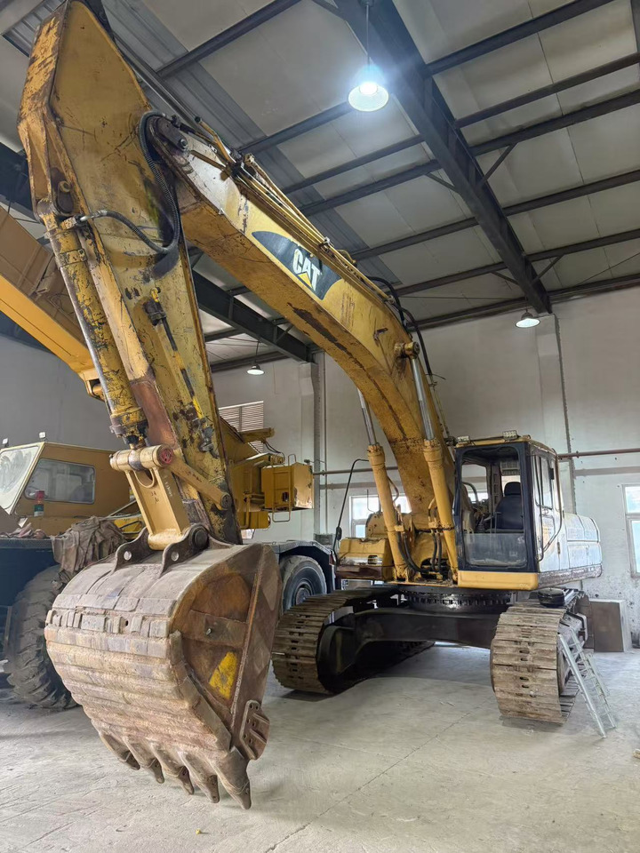 CATERPILLAR 330B - Máy xúc bánh xích: hình 1 CATERPILLAR 330B - Máy xúc bánh xích: hình 1