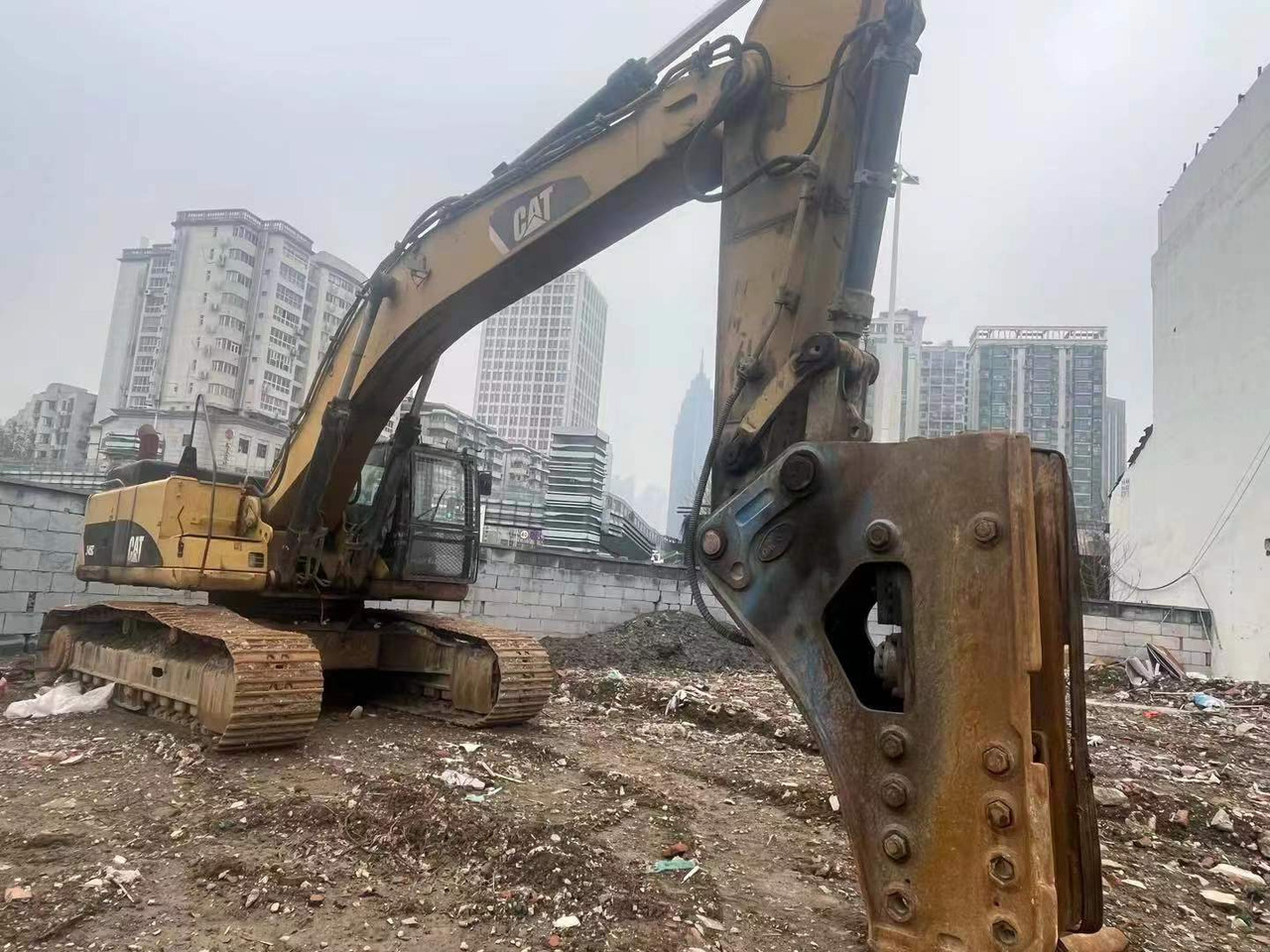 CATERPILLAR 345B - Máy xúc bánh xích: hình 2 CATERPILLAR 345B - Máy xúc bánh xích: hình 2