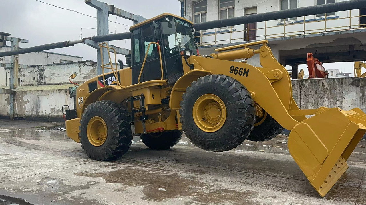 CATERPILLAR 966H - Máy xúc bánh lốp: hình 1 CATERPILLAR 966H - Máy xúc bánh lốp: hình 1