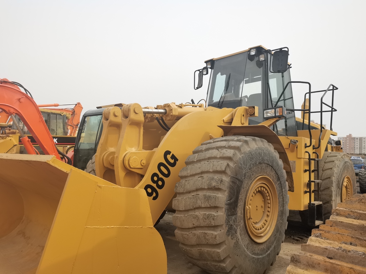 CATERPILLAR 980G - Máy xúc lật bánh lốp: hình 1 CATERPILLAR 980G - Máy xúc lật bánh lốp: hình 1