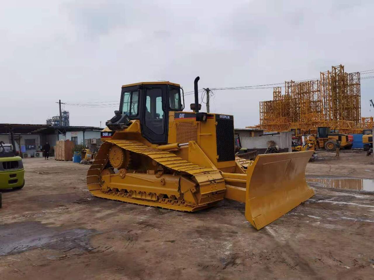 CATERPILLAR D6M - Máy ủi: hình 5 CATERPILLAR D6M - Máy ủi: hình 5