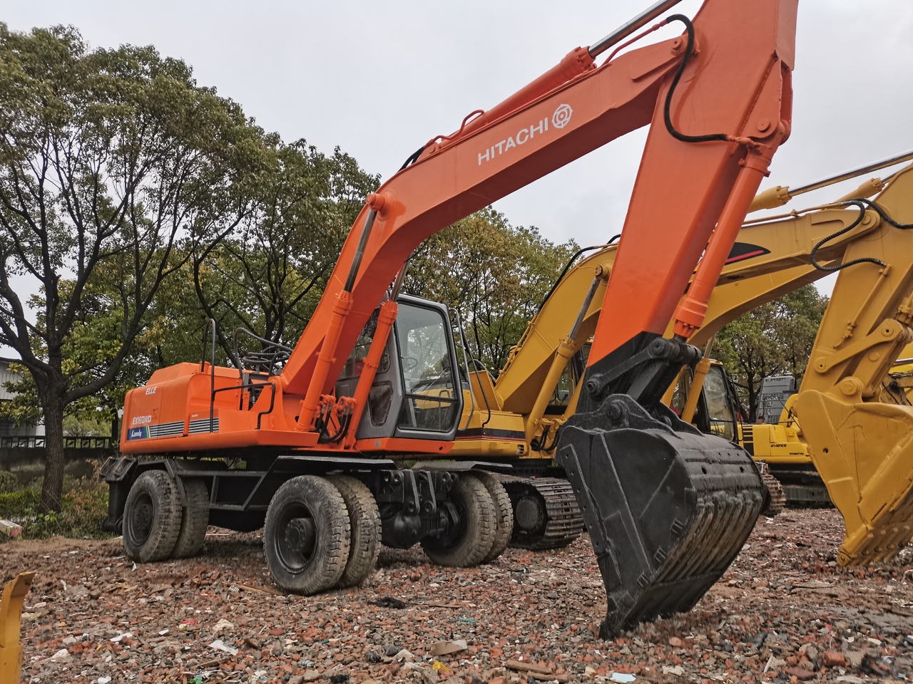 HITACHI EX160WD - Máy xúc bánh lốp: hình 4 HITACHI EX160WD - Máy xúc bánh lốp: hình 4