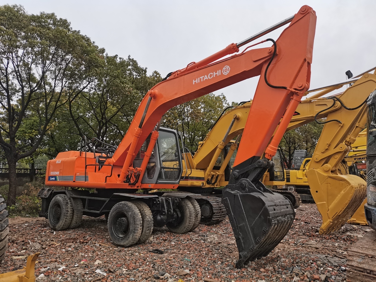 HITACHI EX160WD - Máy xúc bánh lốp: hình 1 HITACHI EX160WD - Máy xúc bánh lốp: hình 1
