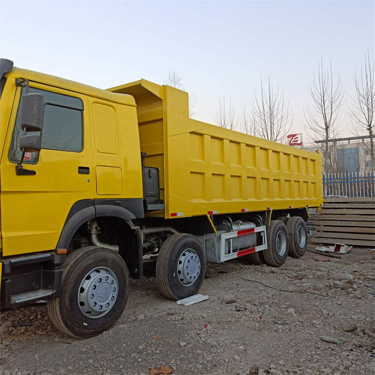 Xe ben HOWO HOWO 8x4 371hp-Tipper: hình 10